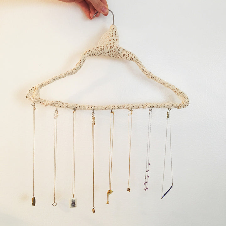 DIY: Necklace Hanger