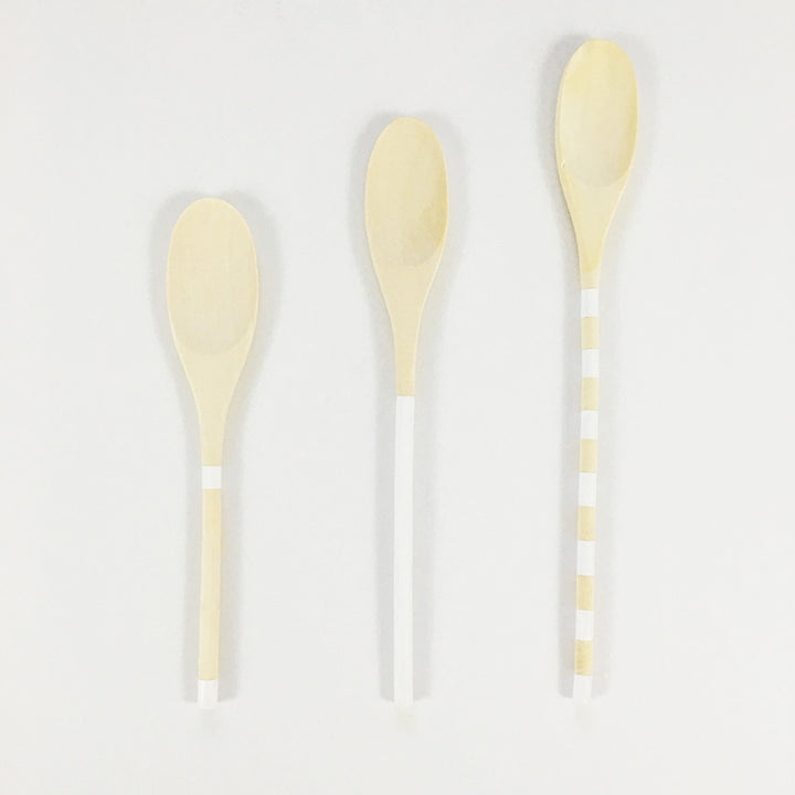DIY: Painted Wooden Spoons